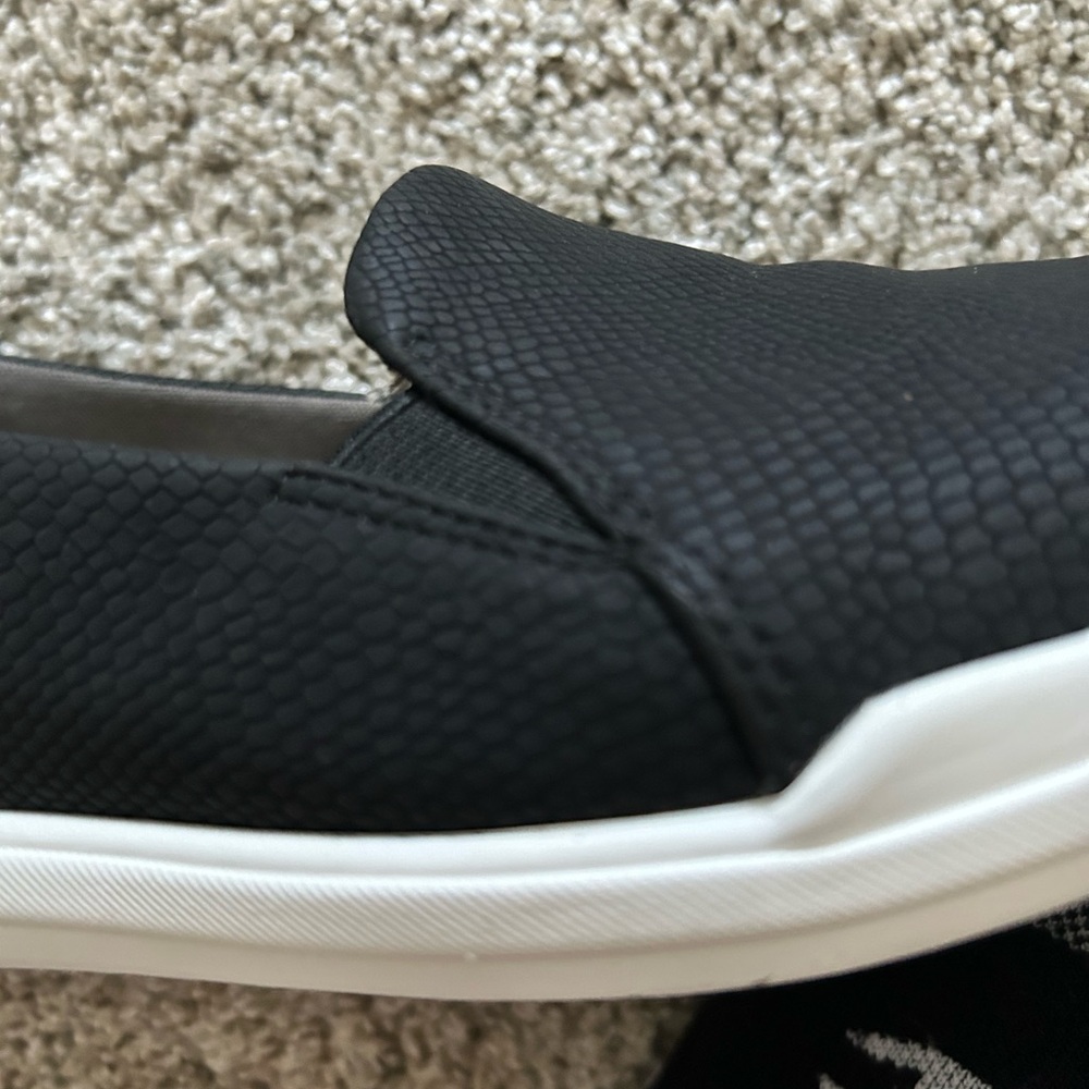 Dr. Scholl's Black Slip-On Athletic Shoes with White Soles - Picture 9 of 11